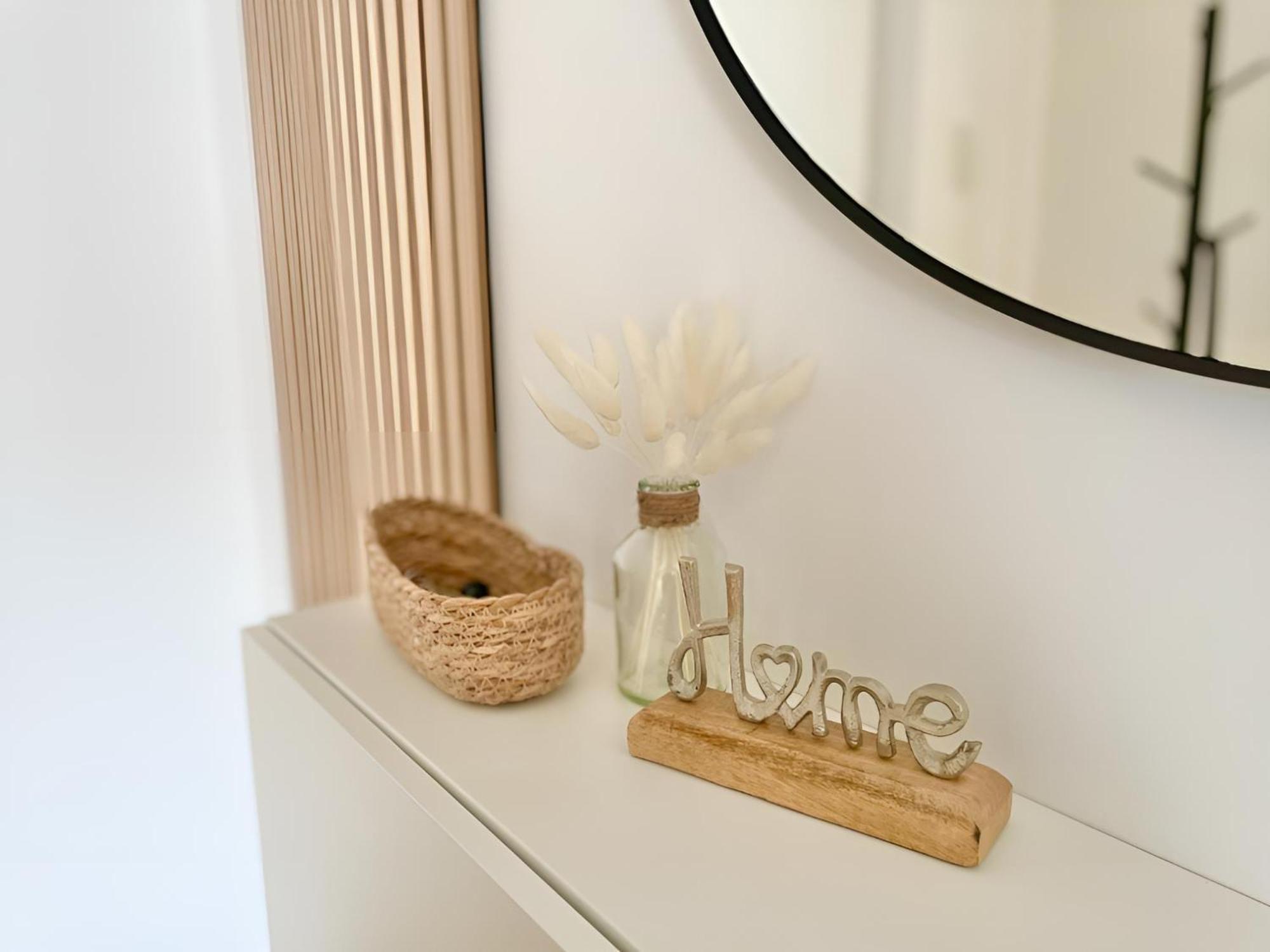 Exklusive 3-Zimmer Luxus-Maisonette In Hochheim - Naehe Frankfurt Flughafen, Wiesbaden Und Mainz Хоххайм ам Майн Екстериор снимка