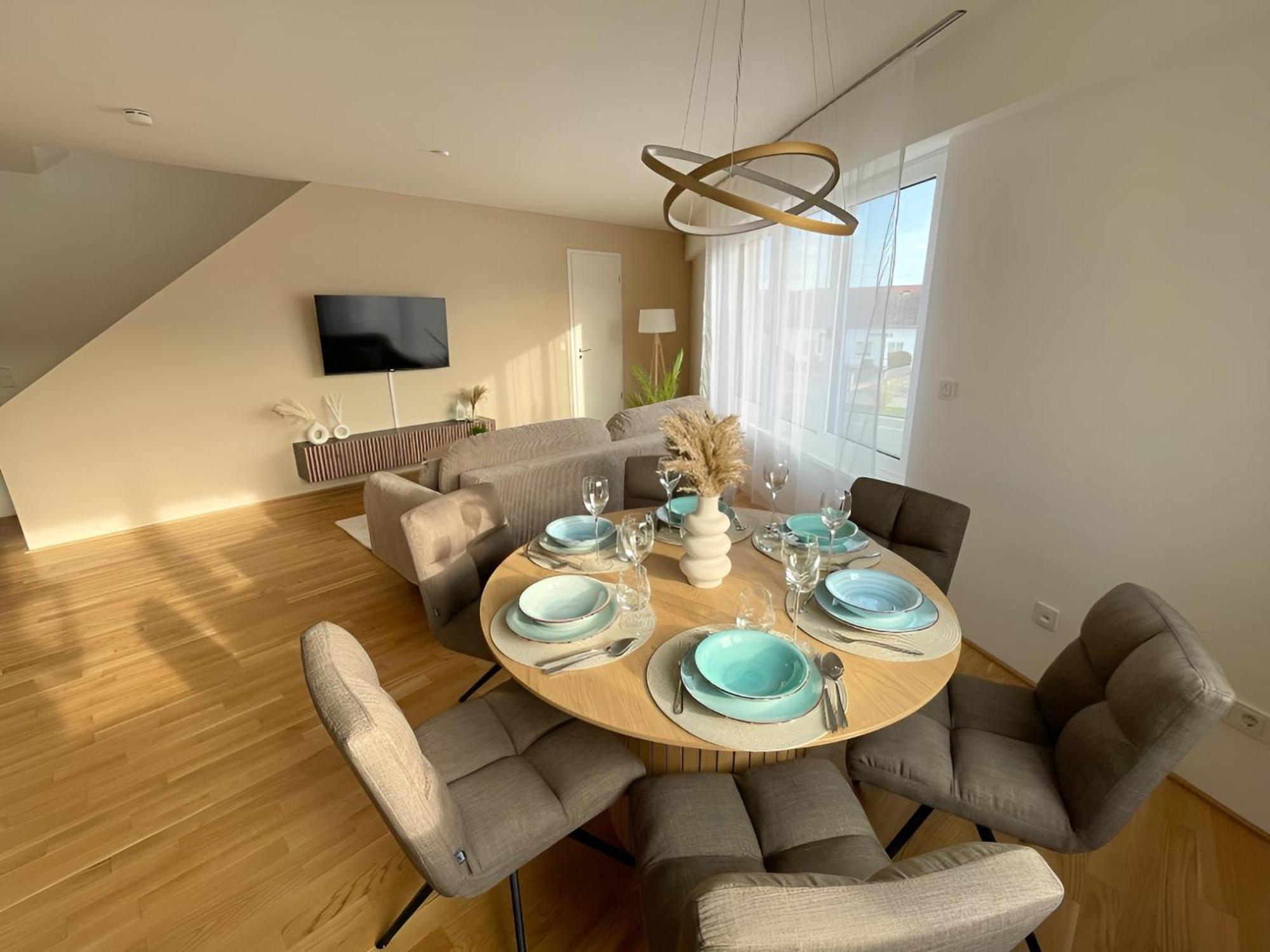 Exklusive 3-Zimmer Luxus-Maisonette In Hochheim - Naehe Frankfurt Flughafen, Wiesbaden Und Mainz Хоххайм ам Майн Екстериор снимка
